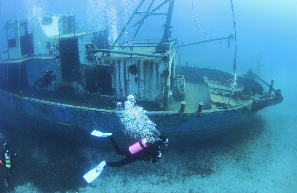 Showcasing the Impact of Scuba Tank-Enabled Ship Bottom Cleaning