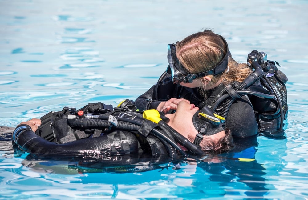 Is It Hard to Breathe While Diving